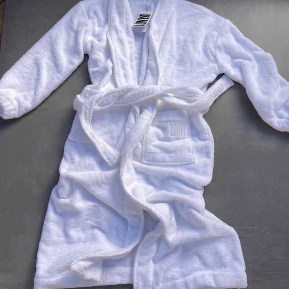 Lunya Spa Terry Robe - Picture 3 of 8